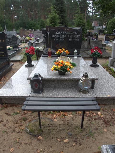 Leszek Grabarczyk  1951 Tuczno - Grobonet - Wyszukiwarka osób pochowanych