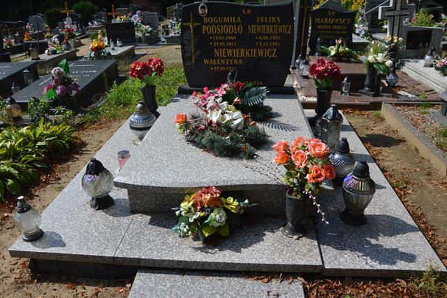 Grób Walentyna  Niewierkiewicz