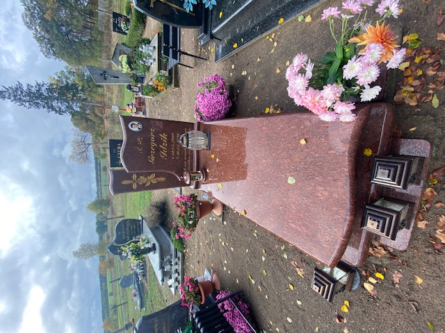 Grób Grzegorz Idzik